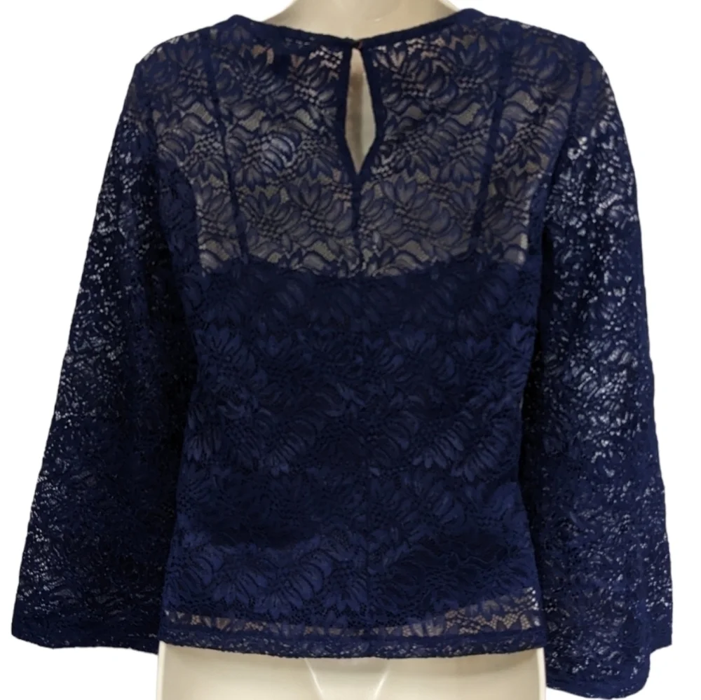 Banana Republic NWT Lace Bell Sleeve Top Sz XS Petite